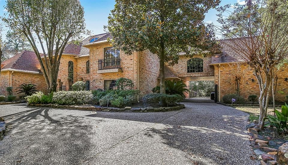 1st image of 15307 Brandonwood Pl