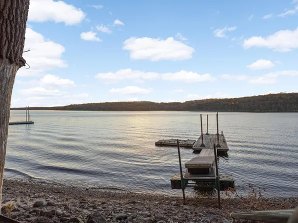 N7177 1280th St, River Falls, WI 54022