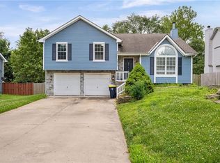 1915 NW 79th St, Kansas City, MO 64151