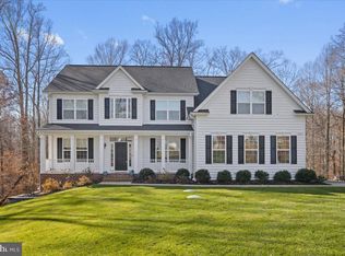 2061 Saint Pauls Ct, Prince Frederick, MD 20678