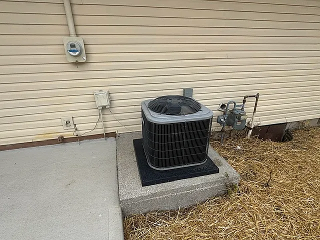 408 Woodcreek Dr — Photo 12