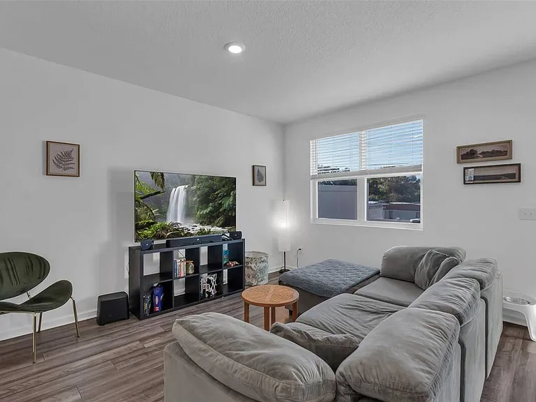 6359 Kay Morgan Ln — Photo 5