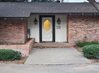 1331 Hillcrest Dr, Vernon, TX 76384