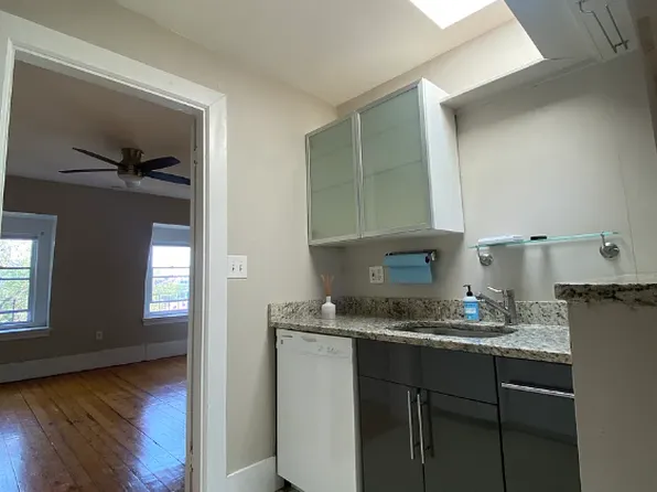 43 Monument Ave #3B, Charlestown, MA 02129
