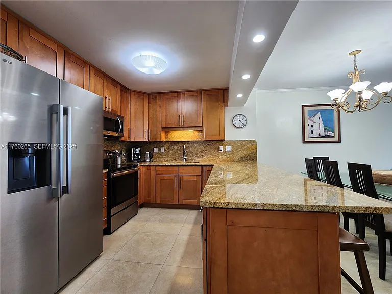 3725 S Ocean Dr #1008 — Photo 7