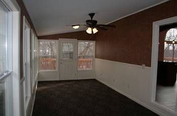 3rd image of 1601 Skyline Dr S