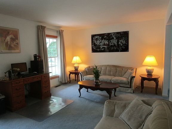 5th image of 1203 Brentwood Pl