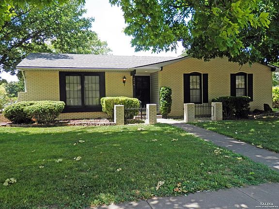 2nd image of 2814 Melanie Ln