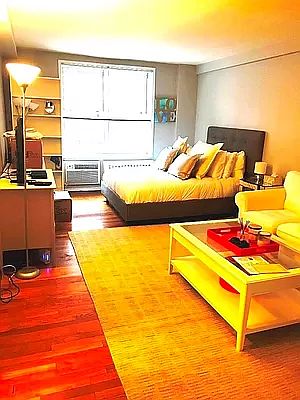 3rd image of 25 W 13th St APT 1JN