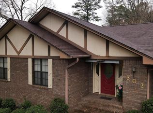 302 N Park Dr, Arkadelphia, AR 71923