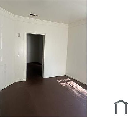 4th image of 266 Burton Ave