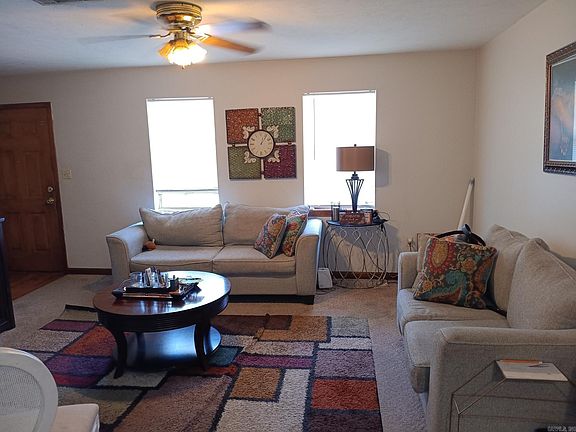 5th image of 111 Woodlane Dr