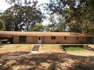 2471 An County Road 2202, Palestine, TX 75803