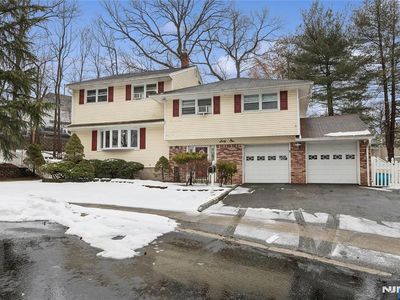 61 Cindy Ln, Emerson, NJ, 07630