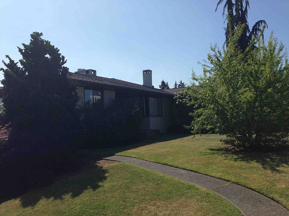 1st image of 7746 Crest Dr NE