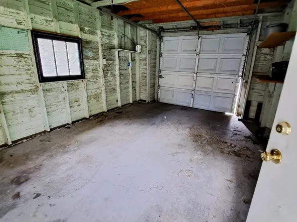 244 E Siebenthaler Ave, Dayton, OH 45405