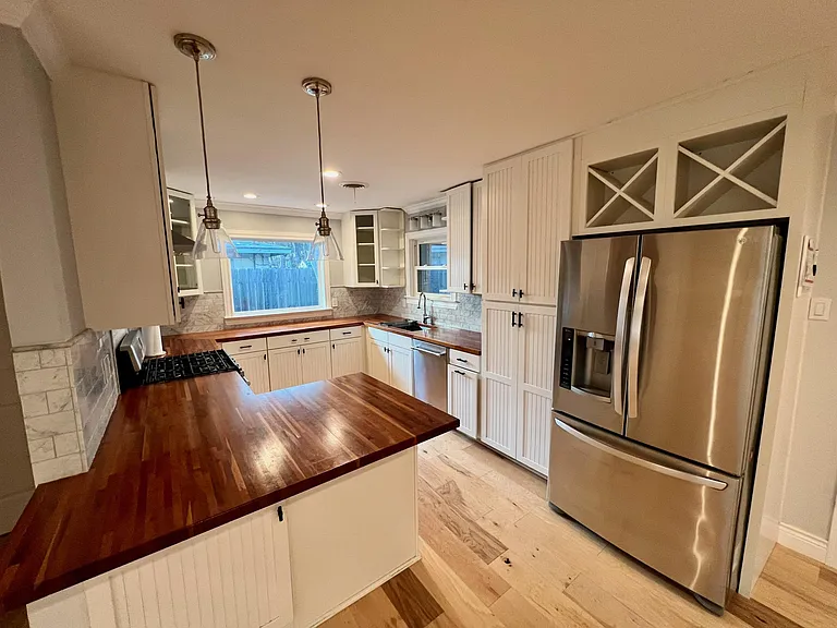 5027 Lansing Dr — Photo 6