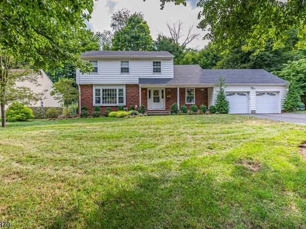 4 SAND HILL COURT, Parsippany-Troy Hills Twp., NJ 07054