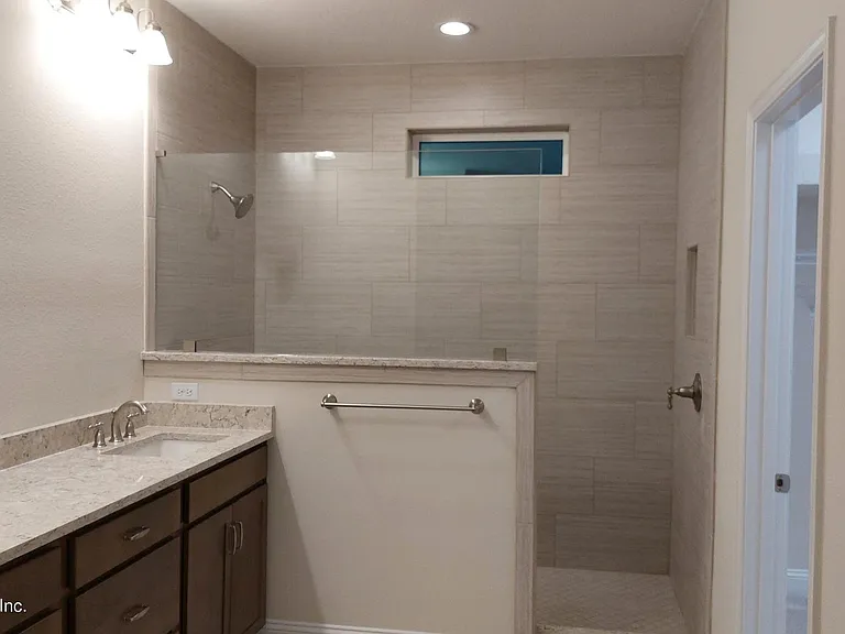 12056 Generations Ave — Photo 2