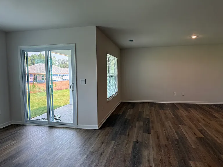 121 Cascade Ln — Photo 15