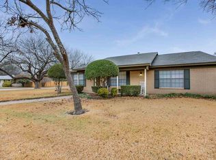 2225 Starr Dr, Waco, TX 76710