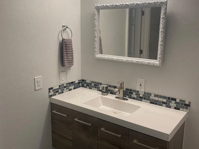 1423 Cedar Ave — Photo 12