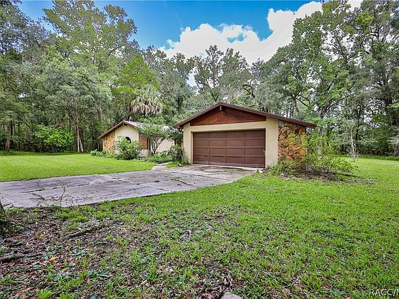 5th image of 18255 Lake Lindsey Rd