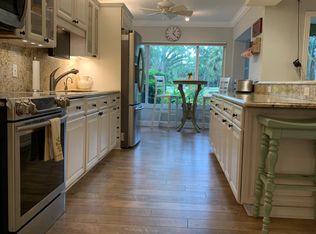515 Wildwood Ln, Naples, FL 34105