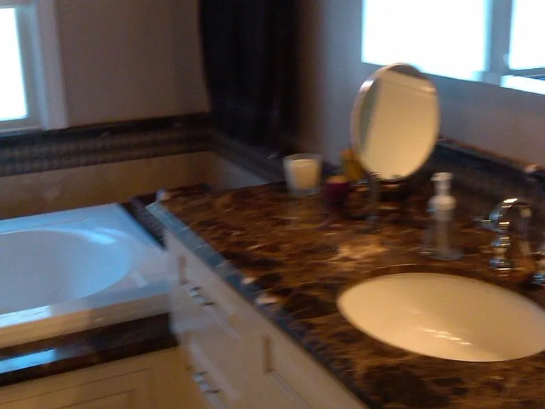 2131 N Valley Dr — Photo 14