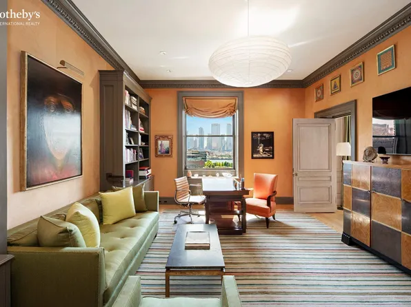 1 Sutton Place South image 8 of 15