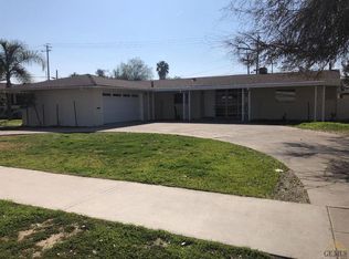1717 7th St, Wasco, CA 93280