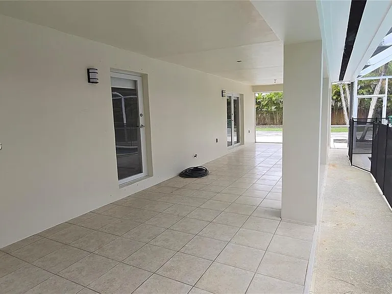 6500 SW 82nd Ave — Photo 21