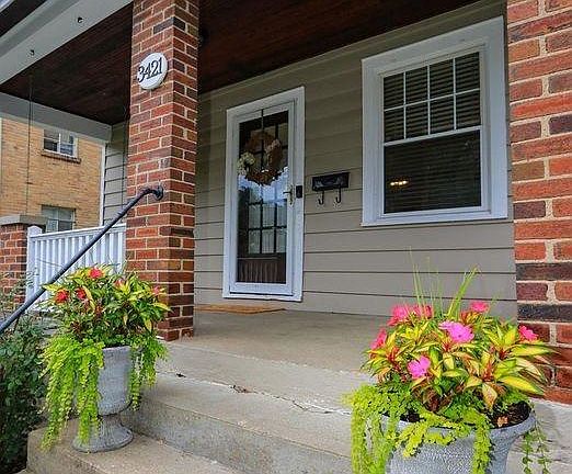2nd image of 3421 N Club Crest Ave