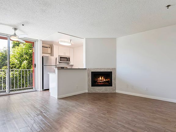 2nd image of 7200 Franklin Ave APT 302