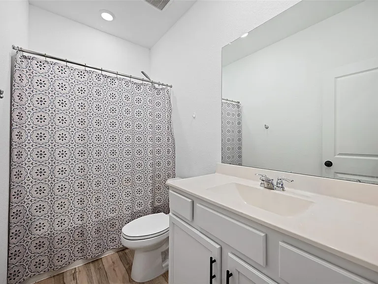 10417 Pineland Dr — Photo 23
