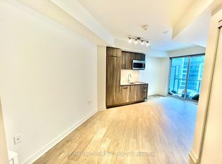 27 Bathurst St #501W, Toronto, ON