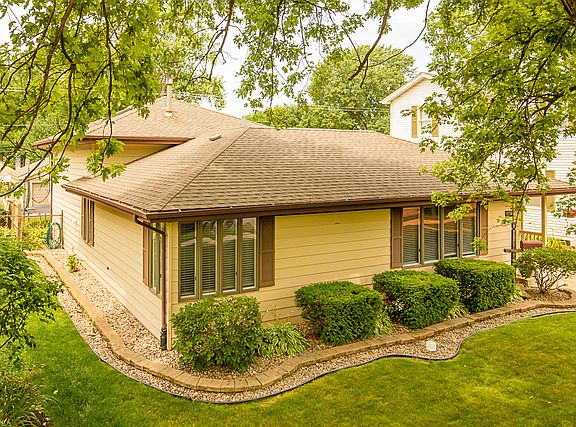 2nd image of 9734 S 50th Ct