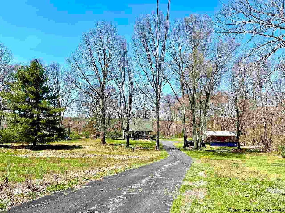 814 Orchard Drive, Wallkill, NY 12589 Zillow
