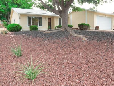 6809 Avenida La Costa NE, Albuquerque, NM, 87109