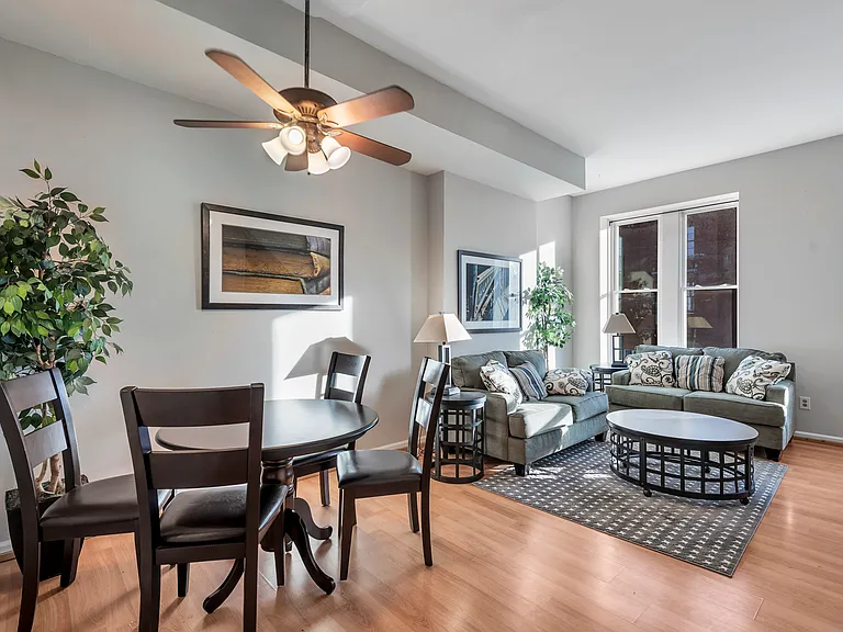 715 Barton St #715A — Photo 5