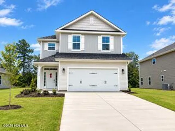 108 Calloway Drive, Wallace, NC 28466