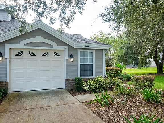 3rd image of 1104 Waterfall Ln #73