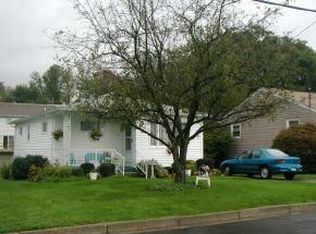 613 Squires Ave, Endicott, NY 13760