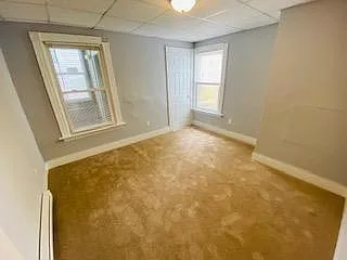 320 Pleasant St #6 — Photo 6