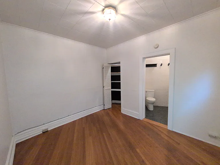 606 E Thomas St #E — Photo 5