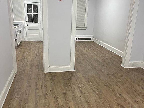 5th image of 2207 W Fayette St