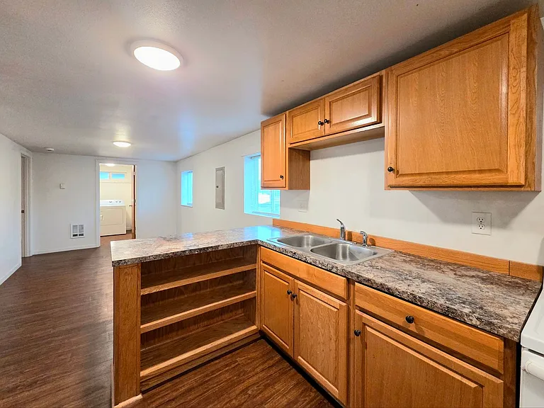 1121 Monitor Ave — Photo 19