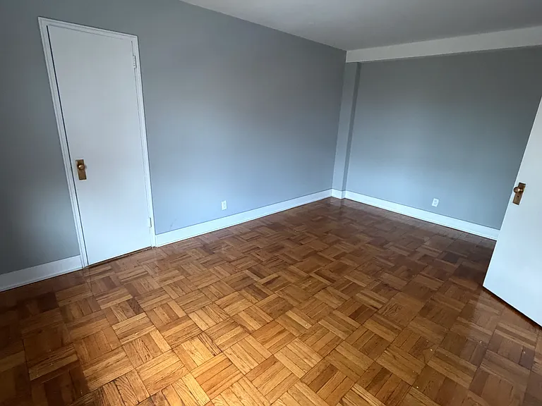 67-50 188th St #33 — Photo 8