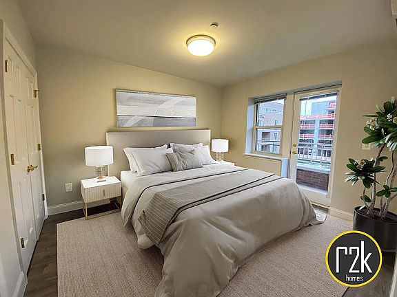 2nd image of 2311 31st Ave APT 4C