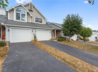 25 Great Meadow Cir #25, Rochester, NY 14623